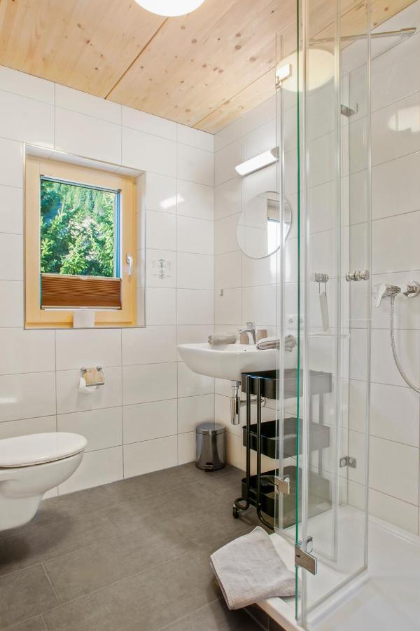 Haus Berghof Bed and Breakfast Schröcken Buitenkant foto